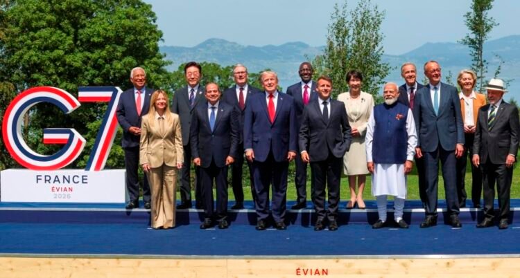 Maritime routes must remain secure for seafarers: PM Modi at G7
