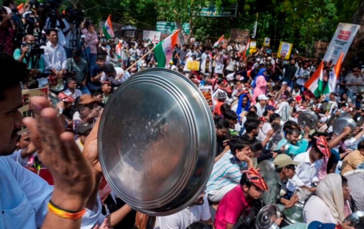 ‘Won’t leave until Pradhan resigns’: Dipke, CJP supporters after police say time for protest over