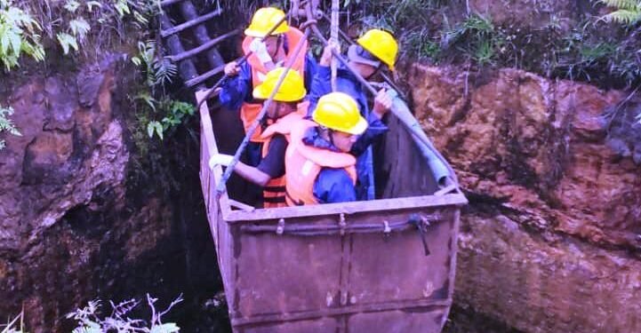 SDRF recover body from EJH coal mine after 6-day operation