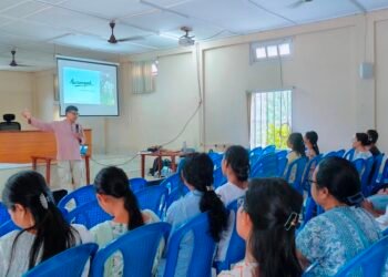 Teachers get Environmental & Sustainability Edu training