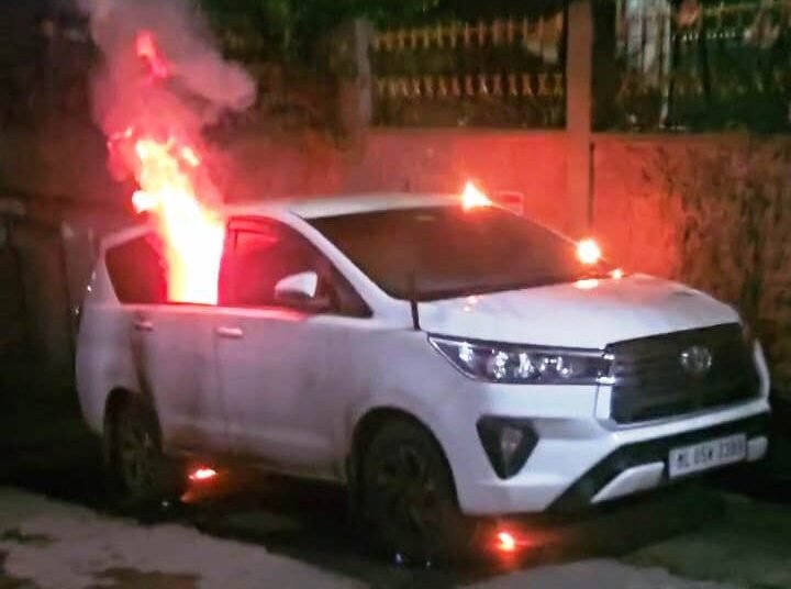 Vehicle arsons reported in City