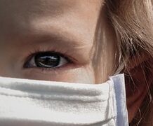 Kids’ screen time leading to vision problems: Doctor