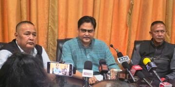 Union MoS reiterates friendly ties, expresses concern for Hindus in B’desh