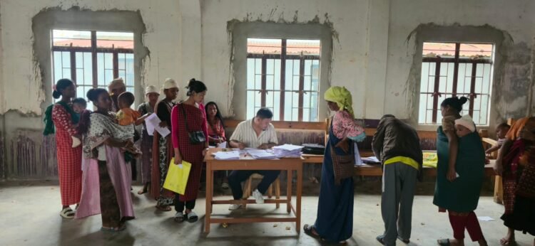 3 districts complete SIR enumeration form distribution