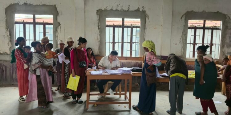 3 districts complete SIR enumeration form distribution