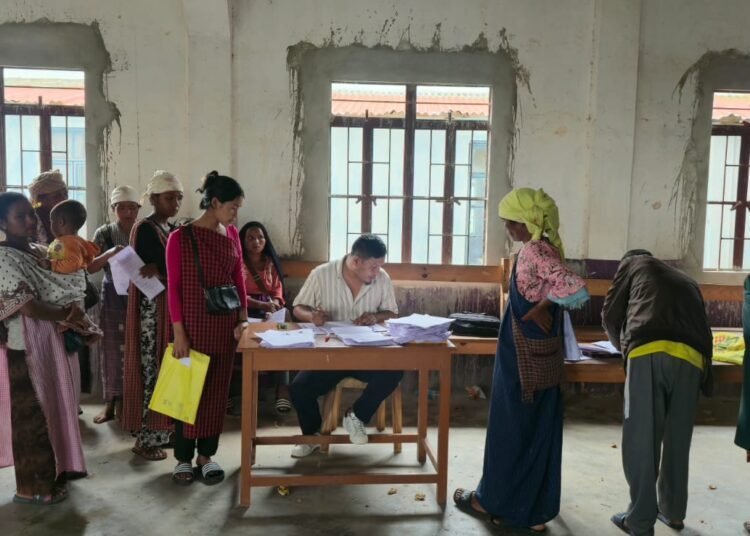3 districts complete SIR enumeration form distribution