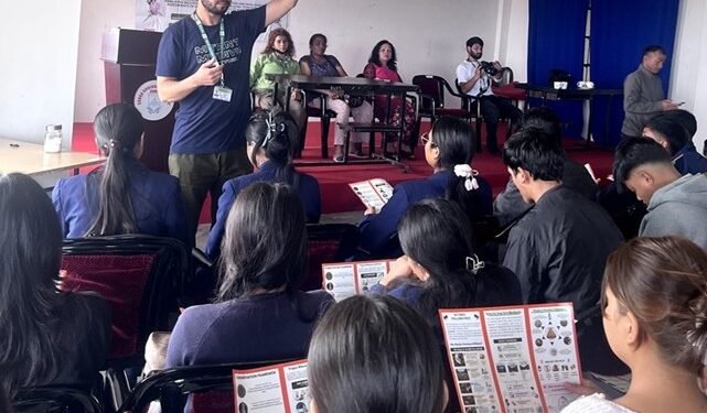 ZSI Jodhpur educates students of Sohra on bumble bee conservation
