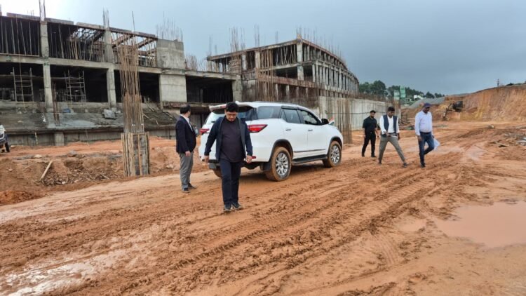 CM reviews infrastructure projects in New Shillong