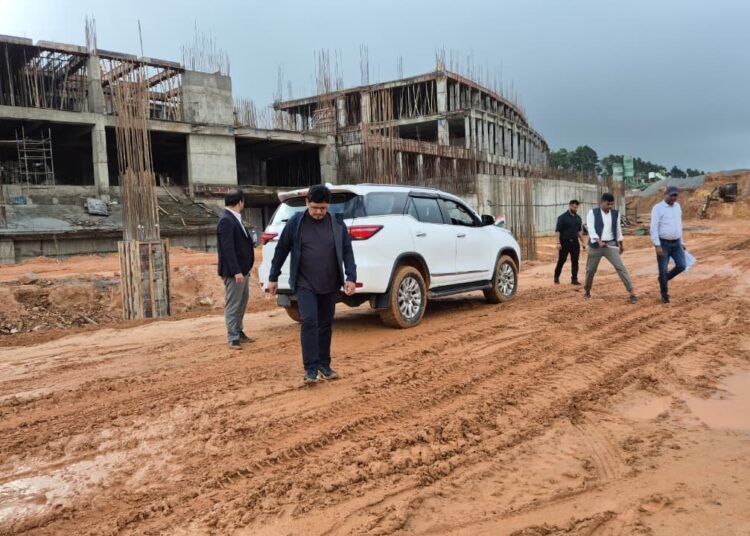 CM reviews infrastructure projects in New Shillong