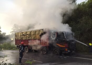 Truck carrying FCI rice gutted in fire at Umsning Bypass