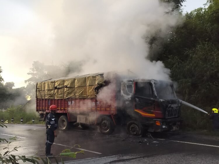 Truck carrying FCI rice gutted in fire at Umsning Bypass