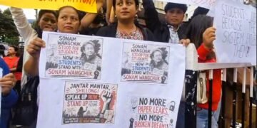 Delhi stir impact felt in Shillong; students protest in support of Wangchuk