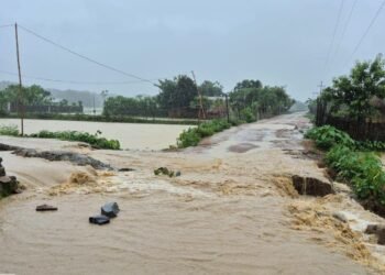 Monsoon rain batters roads across SWGH, round-the-clock control room activated