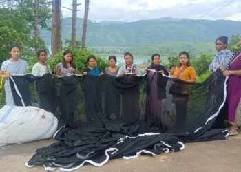 25 women fisher families get cage nets
