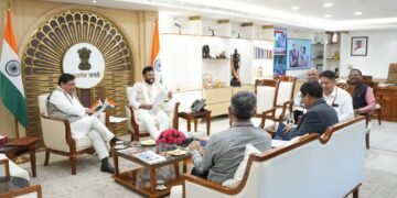 CM seeks center’s support for aviation projects in State