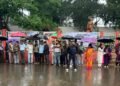 Citizens gather for peace, CM hands over Rs 5 lakh for restoration of Netaji’s statue