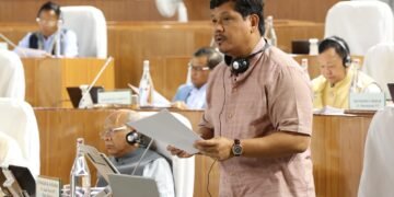 Official Language Bill one of 10 tabled on first day of Assembly