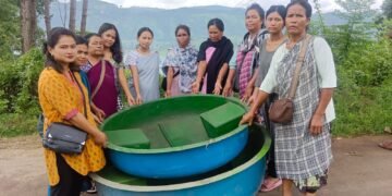 ICAR-CIFRI distributes coracles to women fishers at Umiam