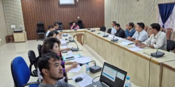 West Khasi Hills DC reviews JJM progress