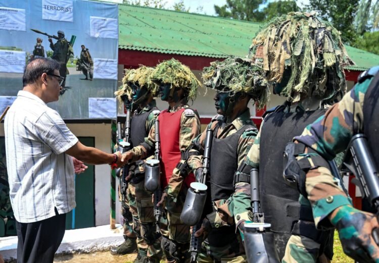 Himanta visits Assam Regiment HQ in Shillong, honours soldiers