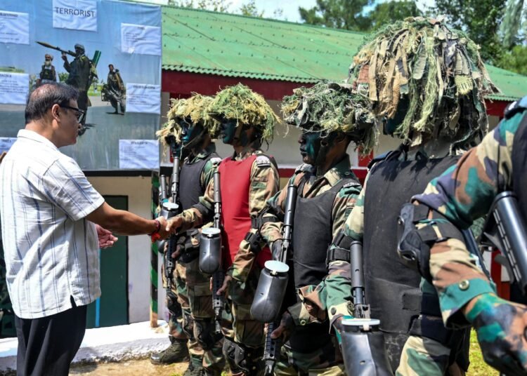 Himanta visits Assam Regiment HQ in Shillong, honours soldiers