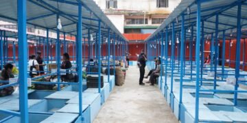 Govt ignores hawker protests, hails ‘willing’ relocation