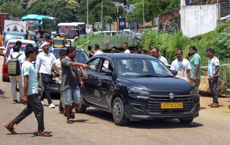 Assam blockade expands despite Himanta-Conrad moves to restore calm