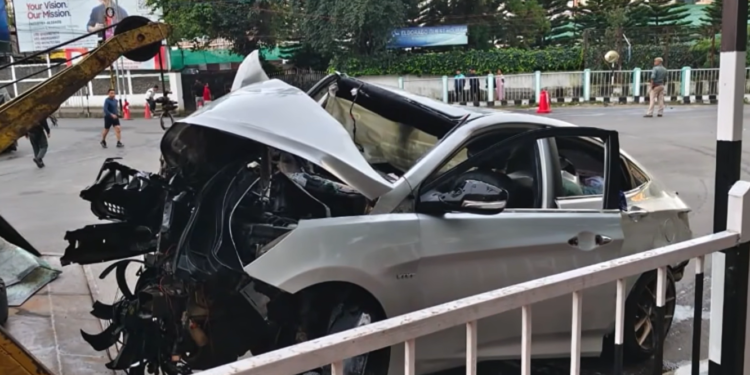 5 injured after car slams into wall at Dhankheti