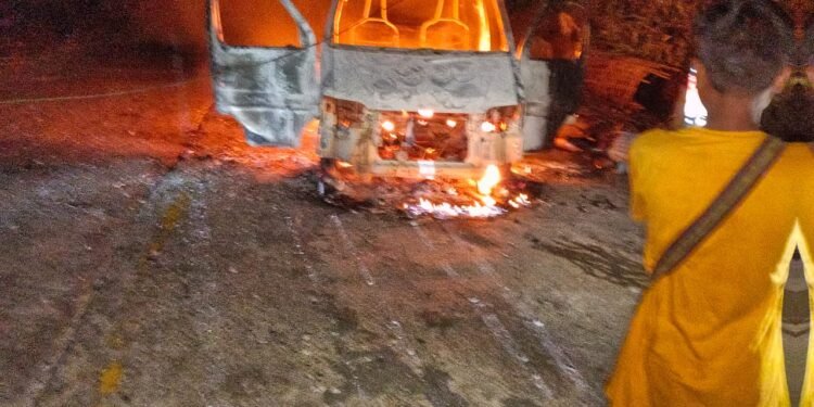 Car electrocuted, occupant burnt alive in East Jaintia Hills; driver not traced yet