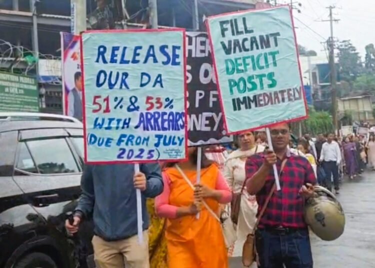 Deficit teachers serve Oct 9 ultimatum to Govt, warn of state-wide stir