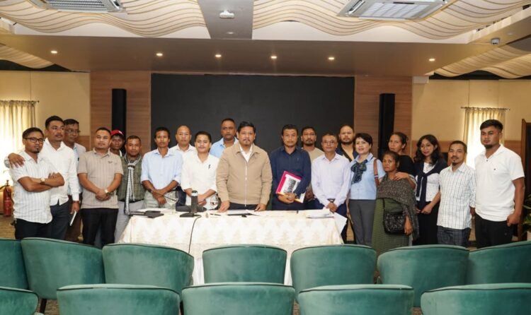Farmers claim cops involved in extortion racket aimed at supply vehicles