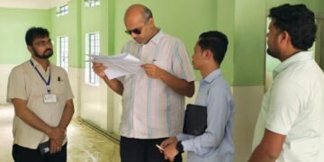 NHM MD reviews healthcare services in Mahendraganj
