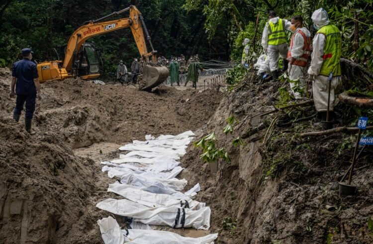Nepal floods: Death toll crosses 1,000 as rescuers recover more bodies; nearly 4,000 still missing