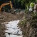 Nepal floods: Death toll crosses 1,000 as rescuers recover more bodies; nearly 4,000 still missing