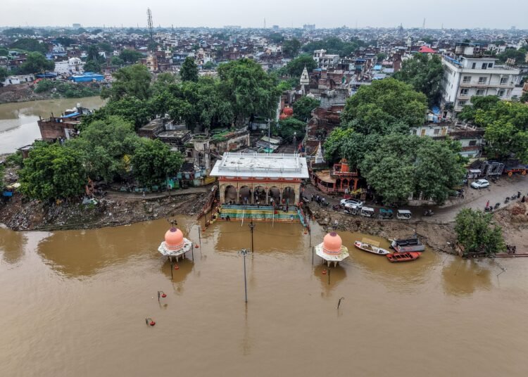 Over 1/3rd of UP districts hit by floods, rescue measures underway