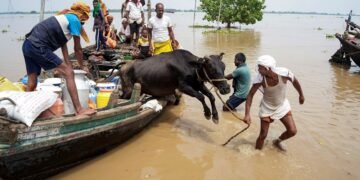 Ganga swells in Patna; 22 lakh hit by floods in Bihar