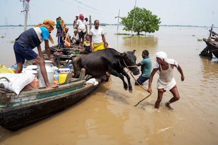 Ganga swells in Patna; 22 lakh hit by floods in Bihar