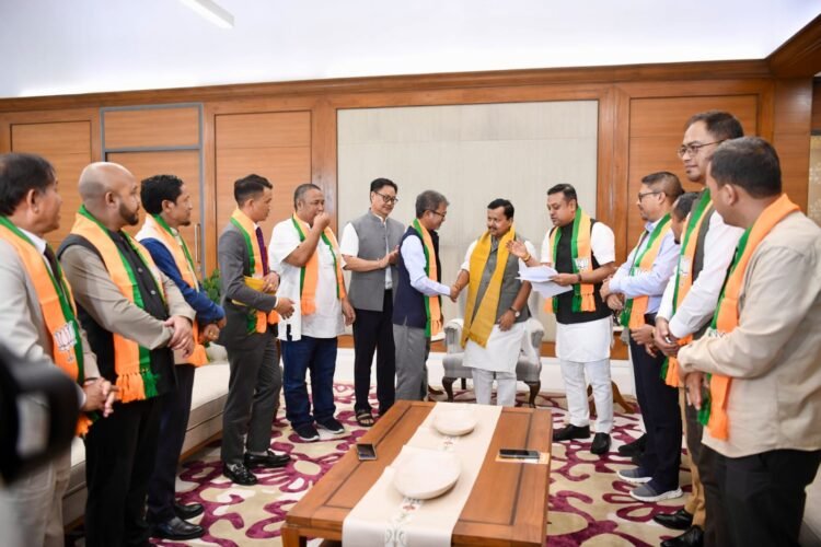 Rebel MLA demands ‘doable’, says Hek