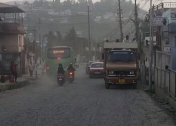 Lailad-Nongmensong Road a shambles for weeks