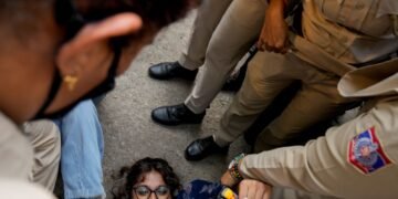 Several protesters detained as anti-SIR march heads to ECI headquarters